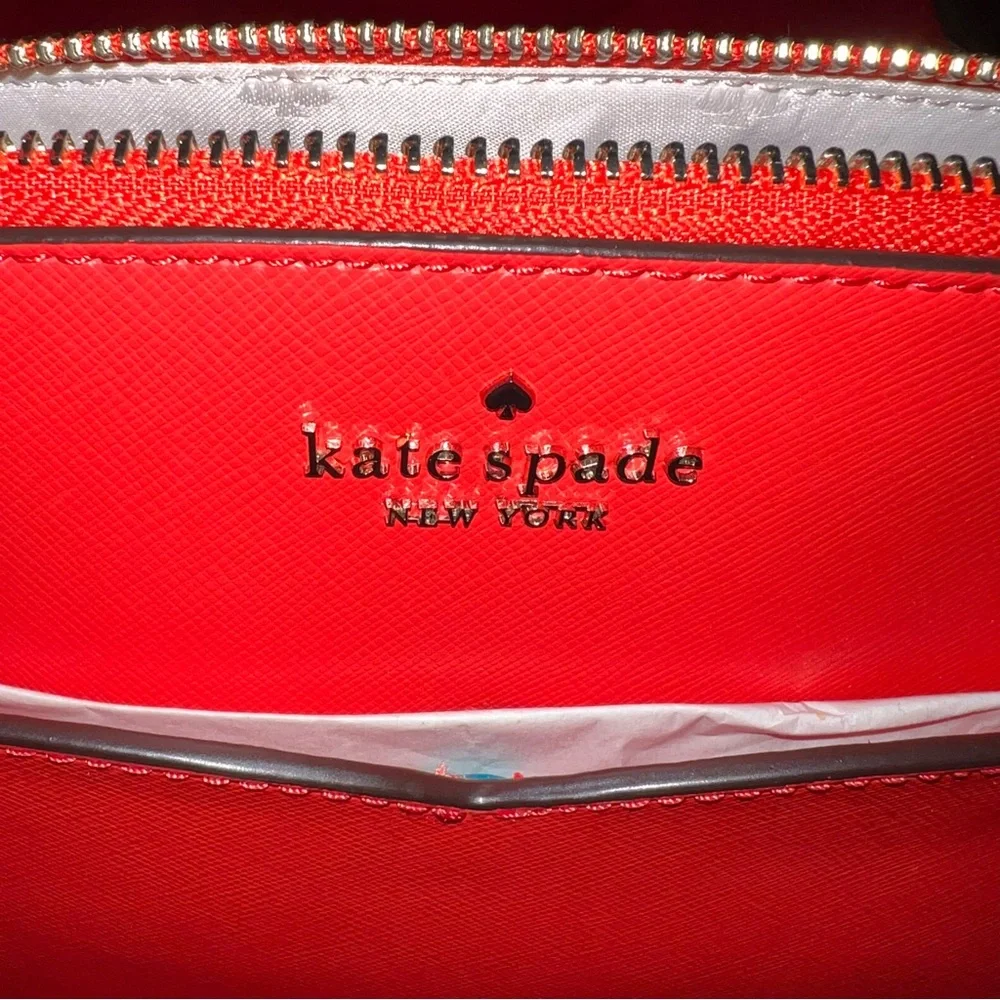 Leather & Detachable Strap (NWT) - Picture 2 of 11